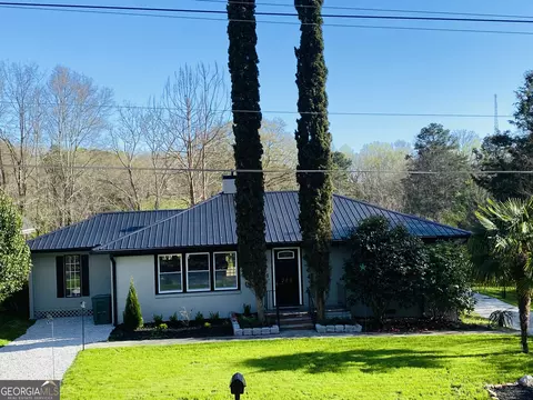 Exterior - 288 Davis Ave, Toccoa, GA 30577 photo 1 of 8