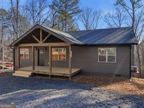 1883 Newport Dr, Ellijay, GA 30540