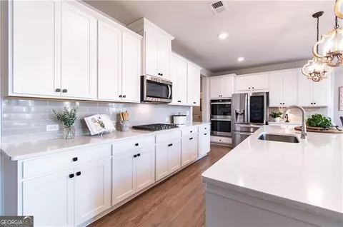 Kitchen - 226 Carmichael Dr, Canton, GA 30115 photo 4 of 8