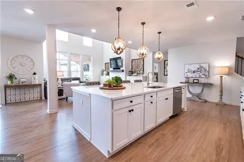 Kitchen - 226 Carmichael Dr, Canton, GA 30115 photo 7 of 8