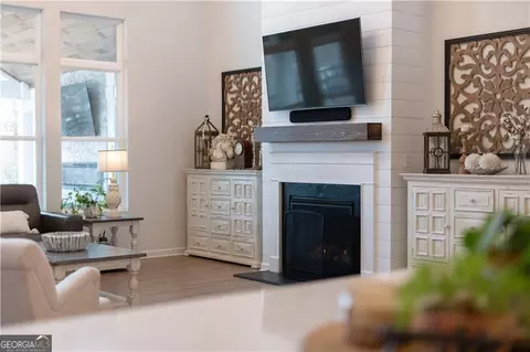 Entry Way - 226 Carmichael Dr, Canton, GA 30115 photo 12 of 25