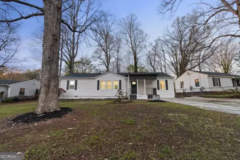 4134 Hanes Dr, Decatur, GA 30035