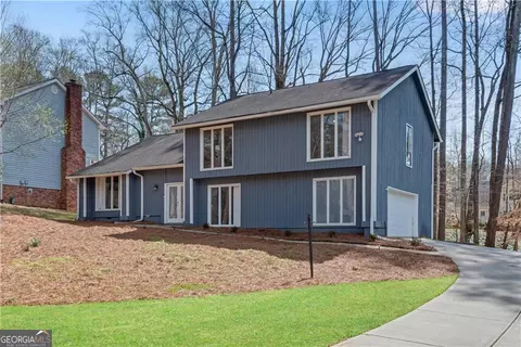 5360 Willow Point Pkwy, Marietta, GA 30068