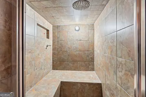 Bath - 109 Crest Pte, Warner Robins, GA 31088 photo 4 of 7