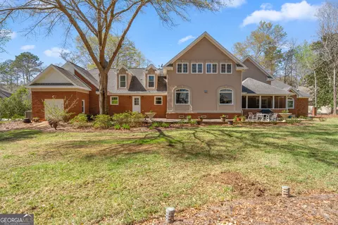 Exterior - 109 Crest Pte, Warner Robins, GA 31088 photo 7 of 11