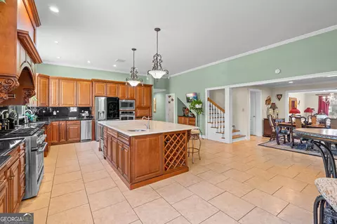 Kitchen - 109 Crest Pte, Warner Robins, GA 31088 photo 1 of 7