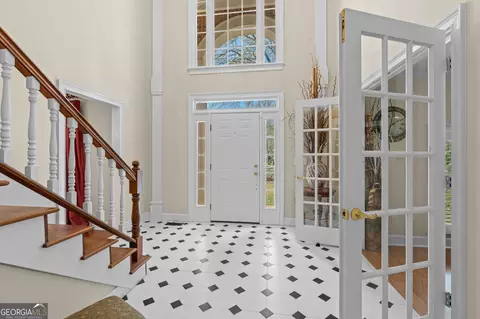 Entry Way - 109 Crest Pte, Warner Robins, GA 31088 photo 1 of 16