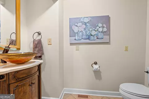 Bath - 109 Crest Pte, Warner Robins, GA 31088 photo 6 of 7