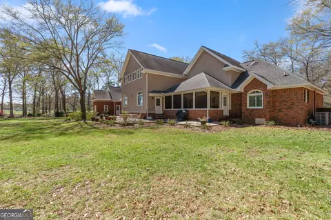 Exterior - 109 Crest Pte, Warner Robins, GA 31088 photo 8 of 11