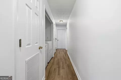 Entry Way - 285 Chestnut Dr, Covington, GA 30016 photo 4 of 4