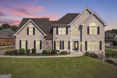 2810 Burgundy Dr, Cumming, GA 30041