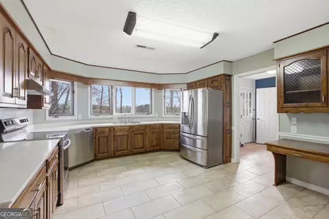 Kitchen - 304 Beaver Brook Dr, Toccoa, GA 30577 photo 1 of 4