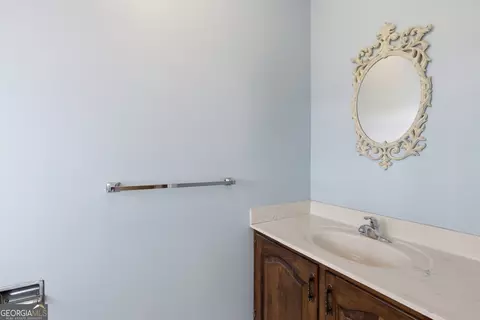 Bath - 304 Beaver Brook Dr, Toccoa, GA 30577 photo 1 of 5