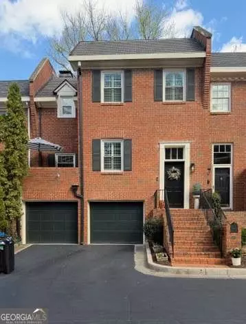 423 Jefferson Cir #423, Atlanta, GA 30328