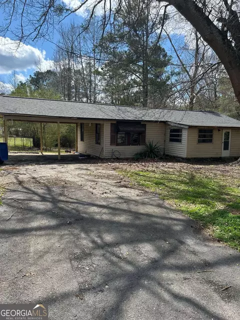 355 Whitfield Dr, Dallas, GA 30132
