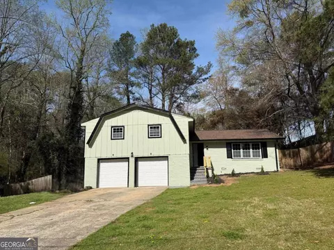 7367 Rountree Dr, Riverdale, GA 30274