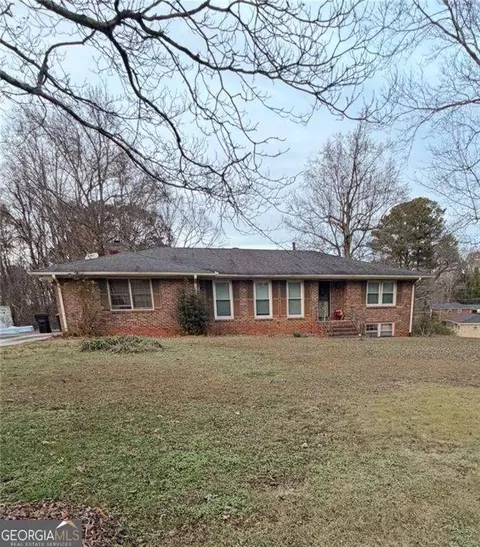 242 Angla Dr SE, Smyrna, GA 30082