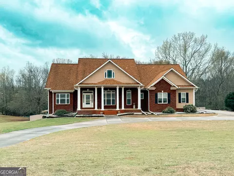 998 Ivy Cir, Concord, GA 30206