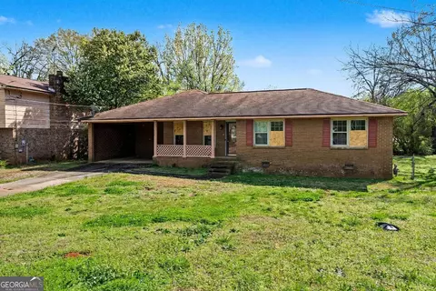512 Terry Dr, Griffin, GA 30223