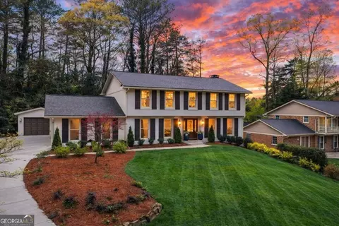 3549 Castlehill Ct, Tucker, GA 30084