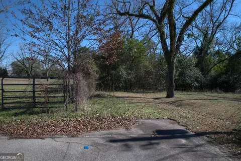 920 Cordele Rd, Albany, GA 31705