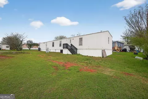 100 Lake Haven Dr, Hampton, GA 30228