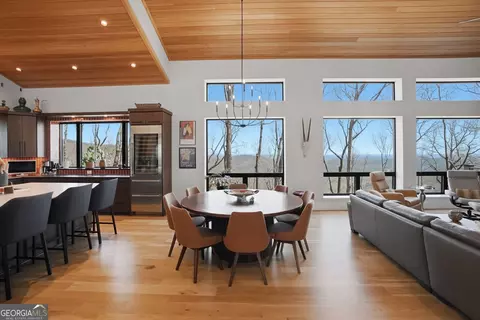 Dining - 7207 Ridgeview Dr, Jasper, GA 30143 photo 2 of 2