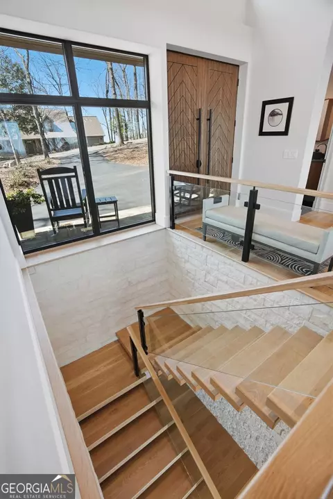 Entry Way - 7207 Ridgeview Dr, Jasper, GA 30143 photo 3 of 3