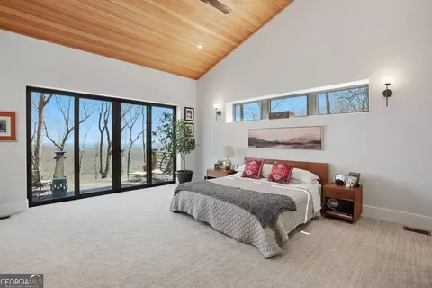 Bedroom - 7207 Ridgeview Dr, Jasper, GA 30143 photo 1 of 8