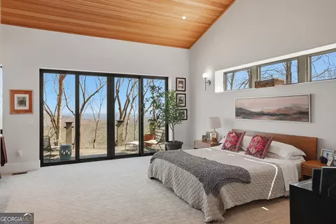 Bedroom - 7207 Ridgeview Dr, Jasper, GA 30143 photo 5 of 8