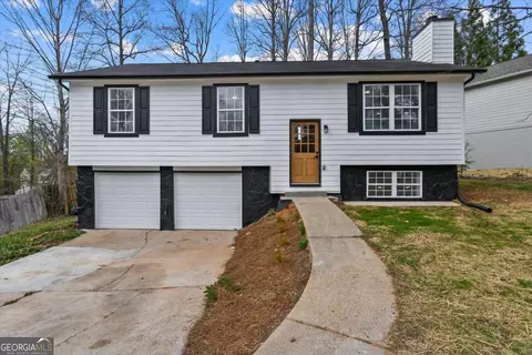 1381 To Lani Farm Rd, Stone Mountain, GA 30083
