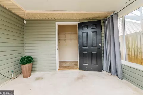 Exterior - 105 Eagles Rdg, Warner Robins, GA 31093 photo 6 of 10