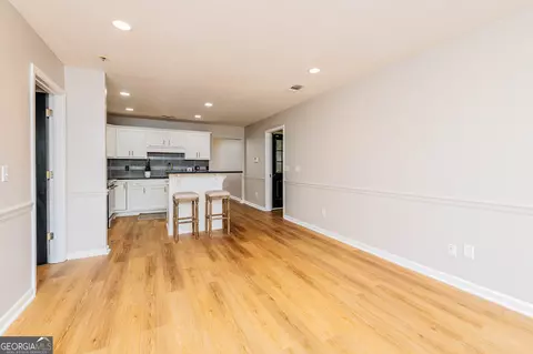 Living - 105 Eagles Rdg, Warner Robins, GA 31093 photo 1 of 6