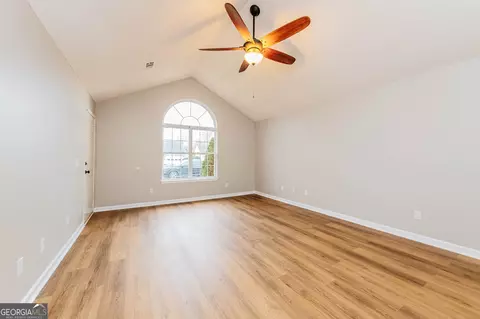 Living - 105 Eagles Rdg, Warner Robins, GA 31093 photo 5 of 6