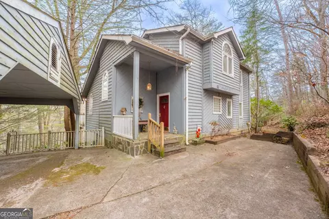 191 Applewood Dr, Tiger, GA 30576