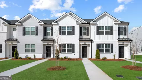 404 Reflection Dr, Stockbridge, GA 30281