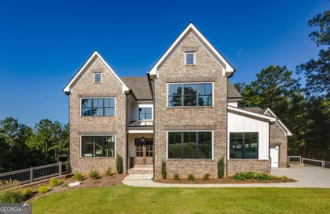 615 Forest Pointe Dr, Forsyth, GA 31029