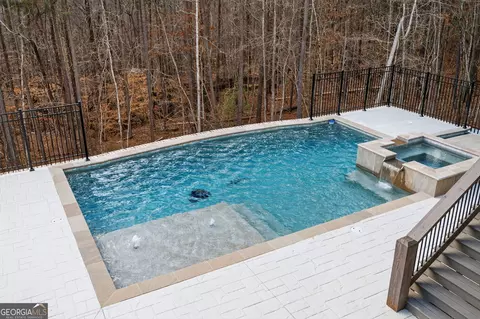 Exterior - 615 Forest Pointe Dr, Forsyth, GA 31029 photo 4 of 8