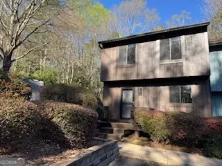134 Fernbanks Ct, Athens, GA 30605