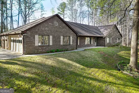 309 Picketts Xing, Acworth, GA 30101