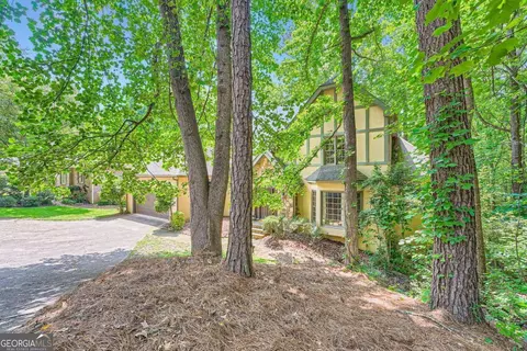 110 Boulder Dr, Roswell, GA 30075