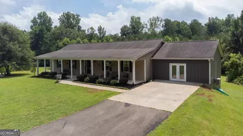 6471 Forsyth Dr, Cumming, GA 30028