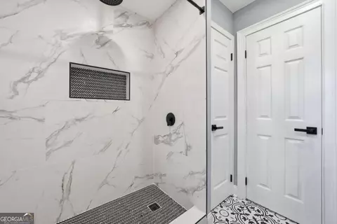 Bath - 2702 Beecher Dr, Austell, GA 30106 photo 2 of 3