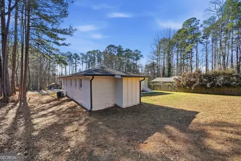 Exterior - 2702 Beecher Dr, Austell, GA 30106 photo 6 of 7