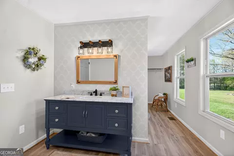 Entry Way - 288 Bradfield Dr, Lagrange, GA 30240 photo 3 of 3