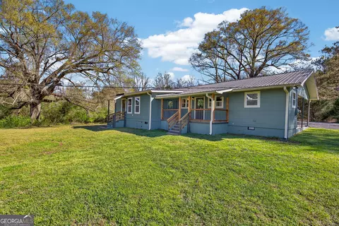 Exterior - 288 Bradfield Dr, Lagrange, GA 30240 photo 11 of 15