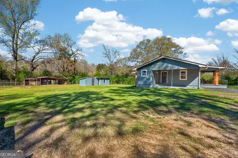 Exterior - 288 Bradfield Dr, Lagrange, GA 30240 photo 5 of 15