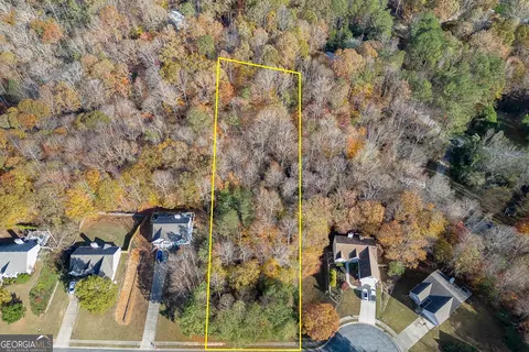 5137 Yellow Stone Dr, Flowery Branch, GA 30542