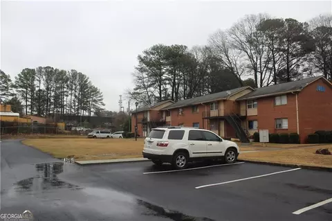 2400 N Beverly Hills Dr, Chamblee, GA 30341 photo 5