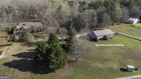 98 Sweetbriar Ln, Carrollton, GA 30117